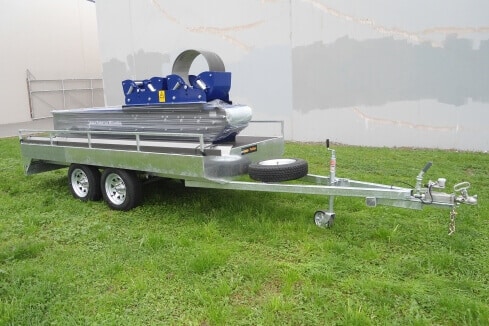 custom flat deck trailer for spraying equipment